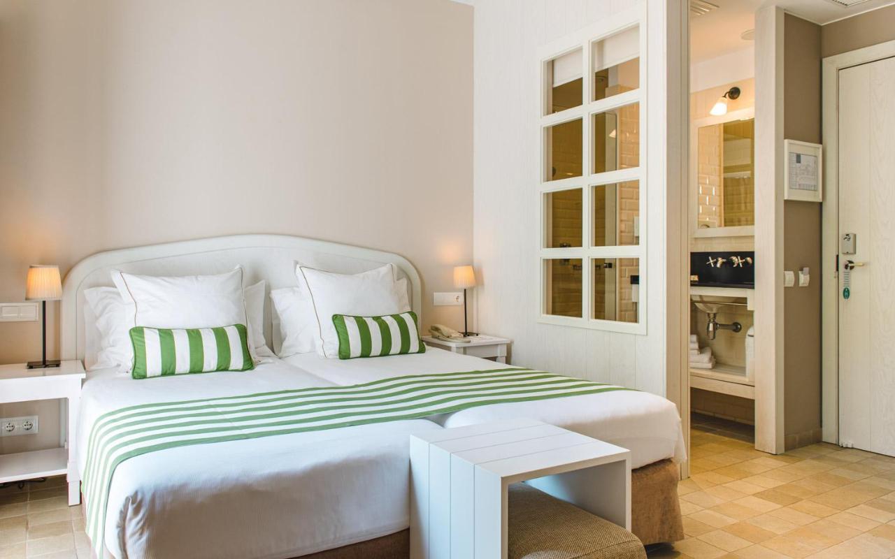 Hotel Playa Sol Cadaqués Exterior foto